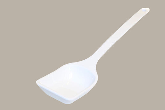 Cucharón cuadrado largo / blanco o negro / 24 uds